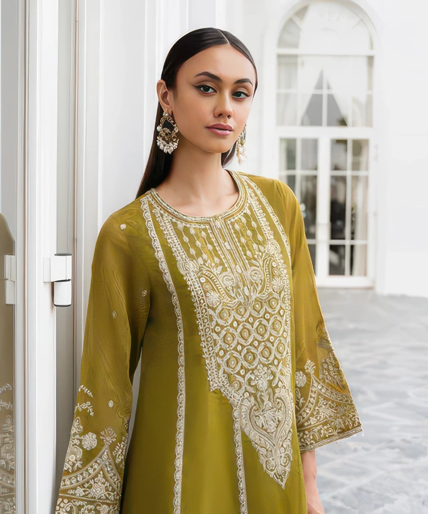 3 Piece - Embroidered Karandi Suit