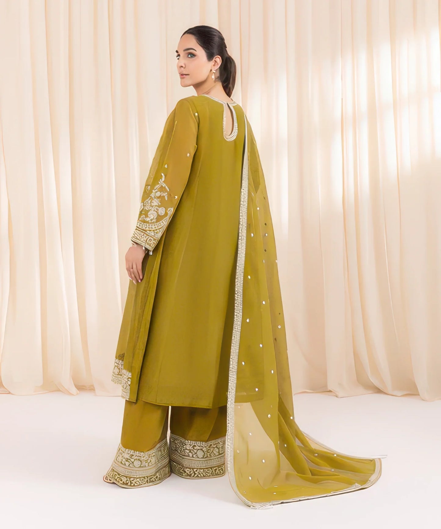 3 Piece - Embroidered Karandi Suit