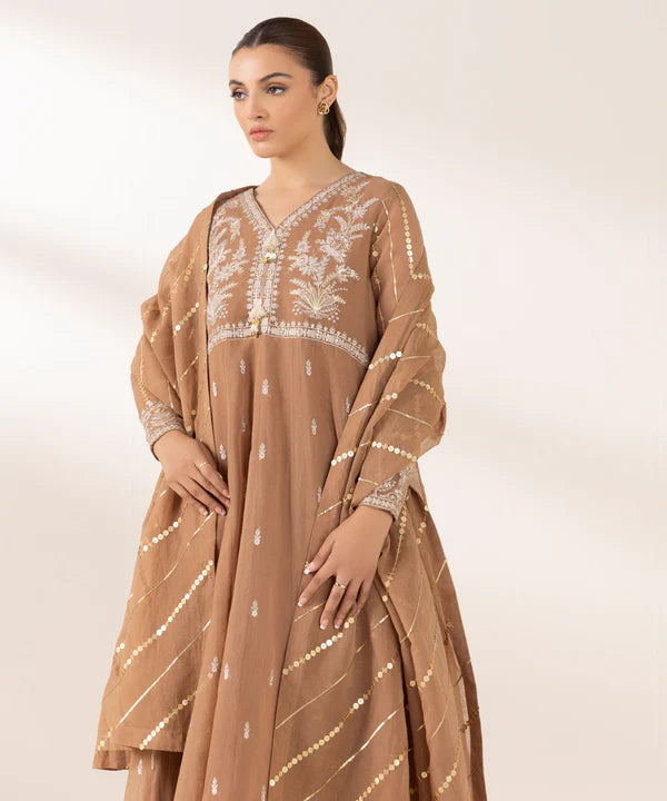 3 Piece - Embroidered Karandi Suit