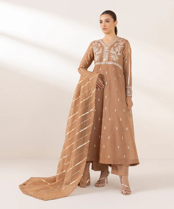 3 Piece - Embroidered Karandi Suit