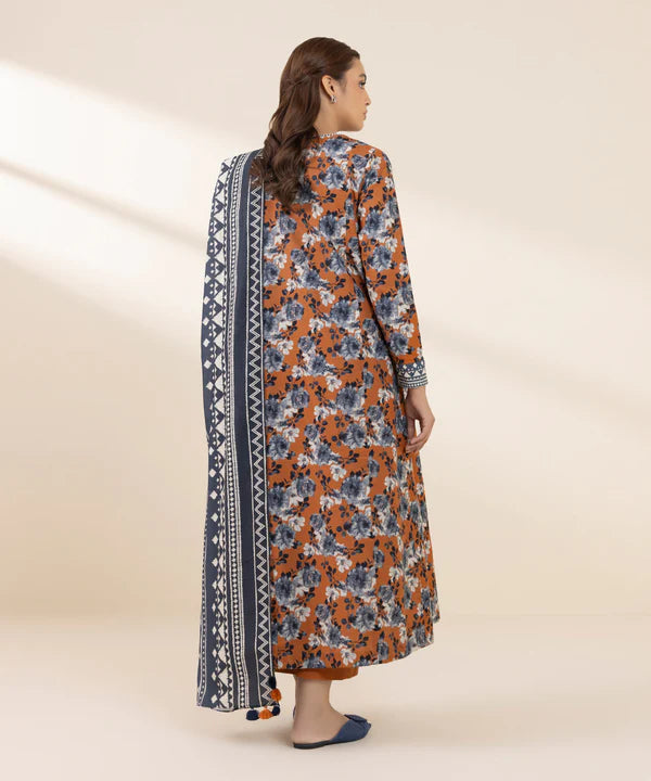 3 Piece - Printed Khaddar Suit