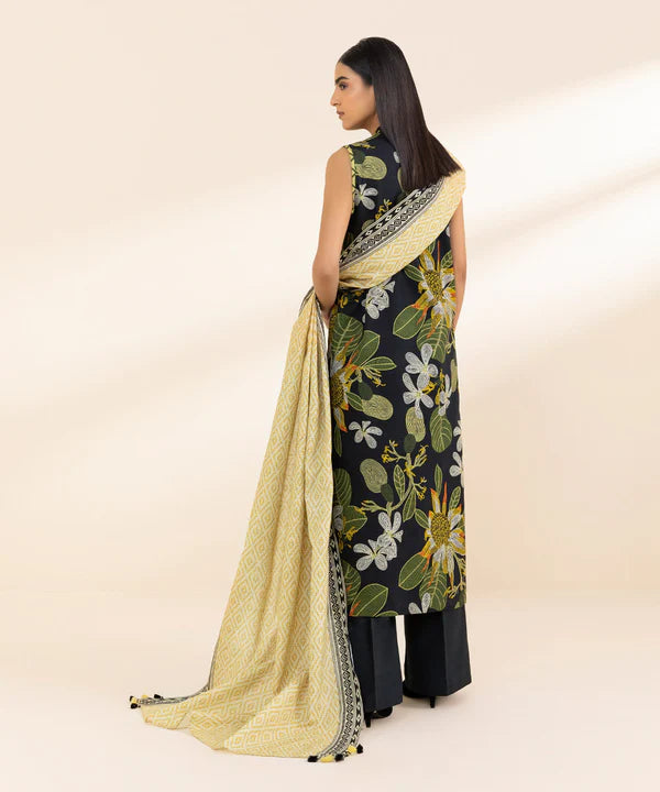 3 Piece - Printed Khaddar Suit