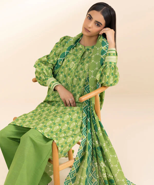 3 Piece - Printed Khaddar Suit