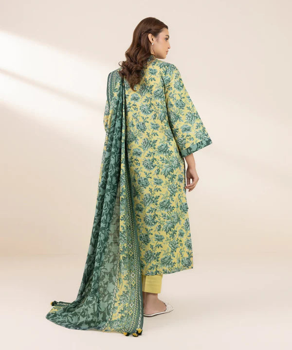 3 Piece - Printed Khaddar Suit