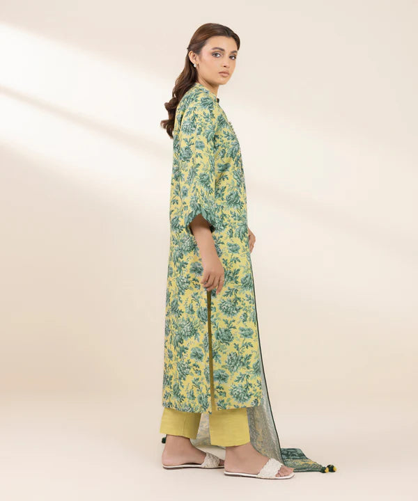 3 Piece - Printed Khaddar Suit