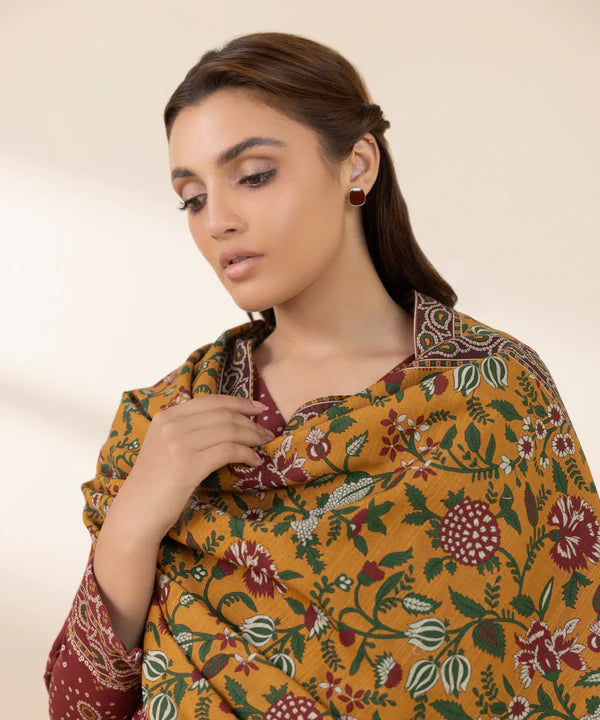 3 Piece - Printed Khaddar Suit