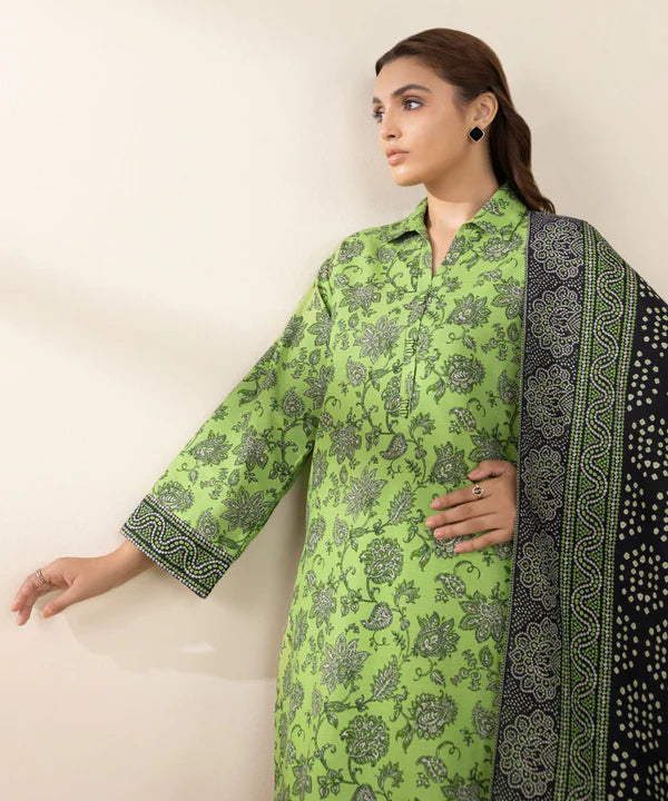 3 Piece - Printed Khaddar Suit