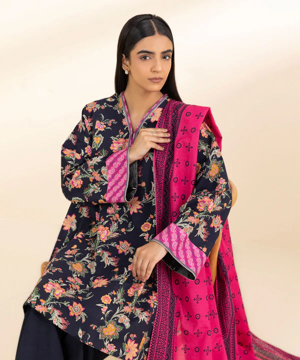 3 Piece - Printed Khaddar Suit