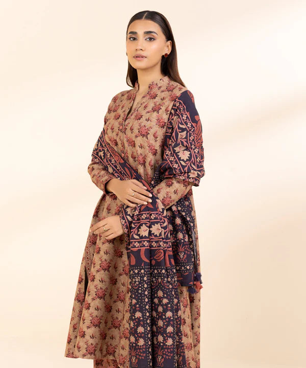 3 Piece - Printed Khaddar Suit