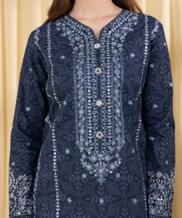 3 Piece - Embroidered Lawn Suit