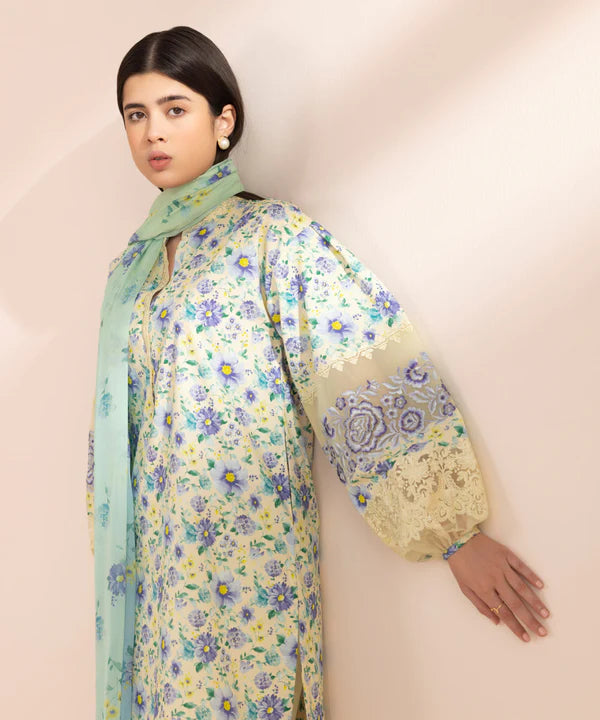 3 Piece - Embroidered Lawn Suit