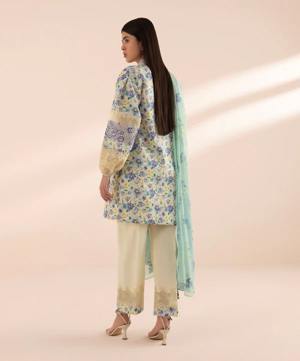 3 Piece - Embroidered Lawn Suit