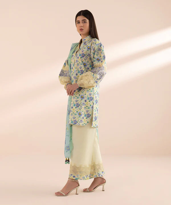 3 Piece - Embroidered Lawn Suit