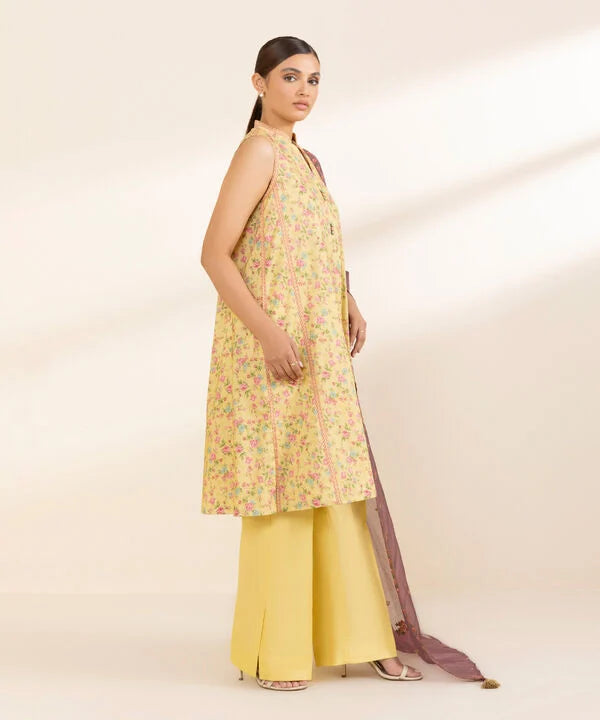 3 Piece - Embroidered Lawn Suit