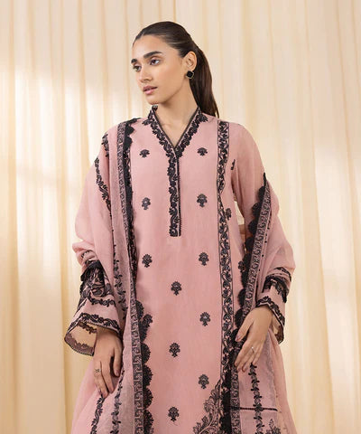 3 Piece - Embroidered Karandi Suit