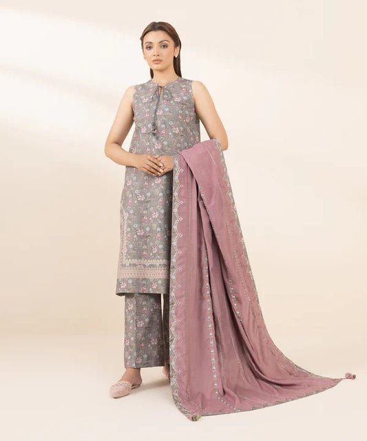 3 Piece - Embroidered Light Khaddar Suit