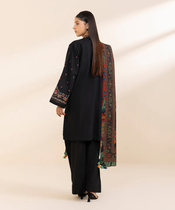 3 Piece - Embroidered Light Khaddar Suit