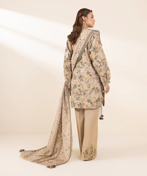 3 Piece - Embroidered Light Khaddar Suit