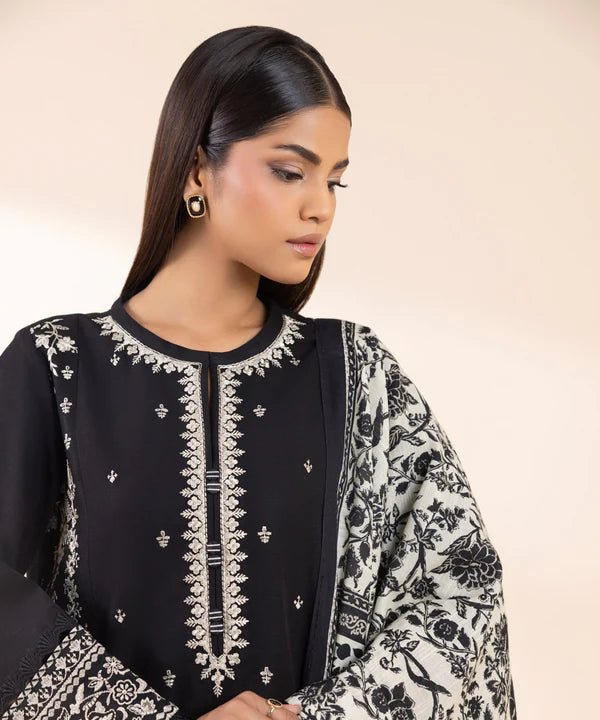 3 Piece - Embroidered Light Khaddar Suit