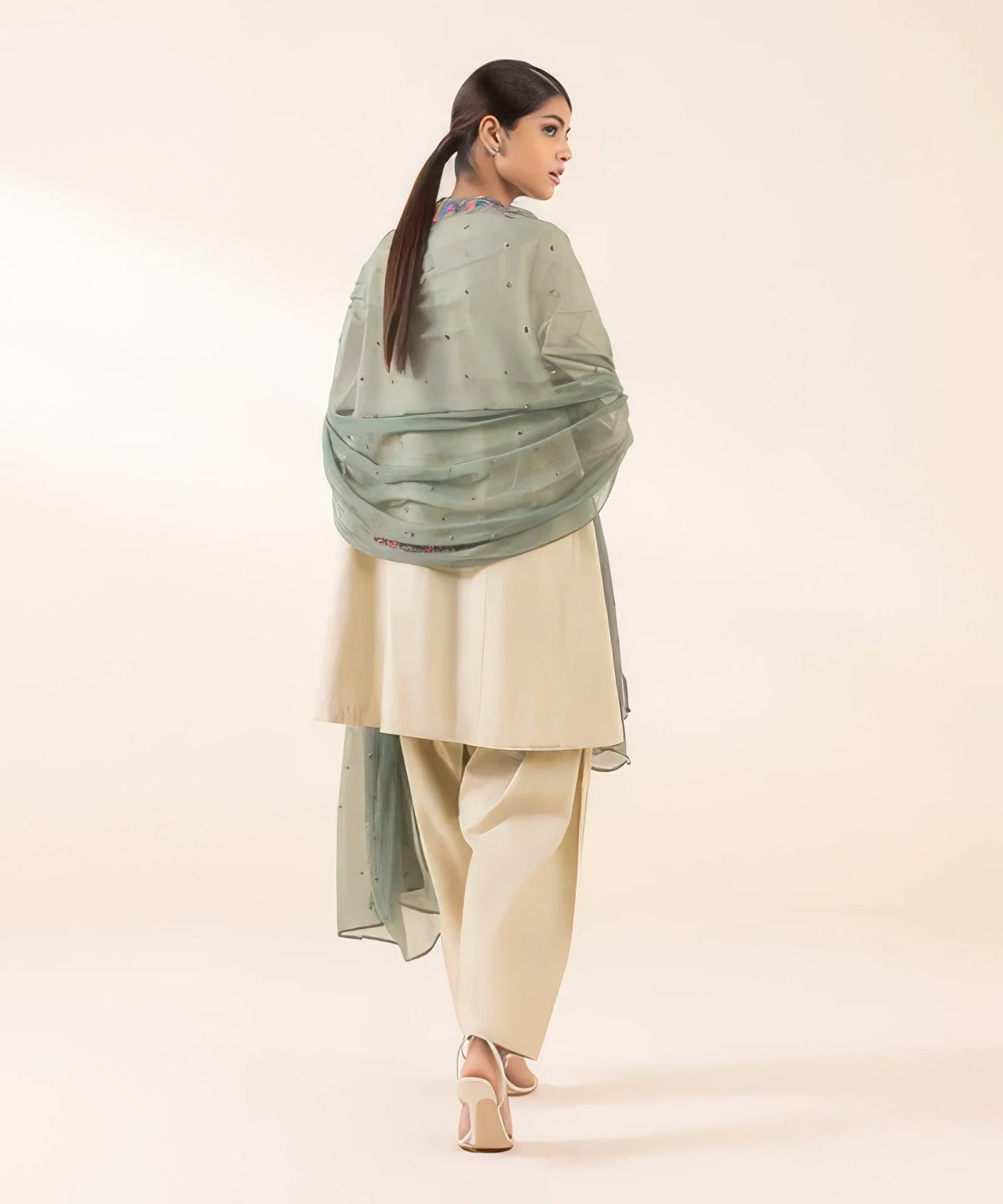 3 Piece - Embroidered Light Khaddar Suit