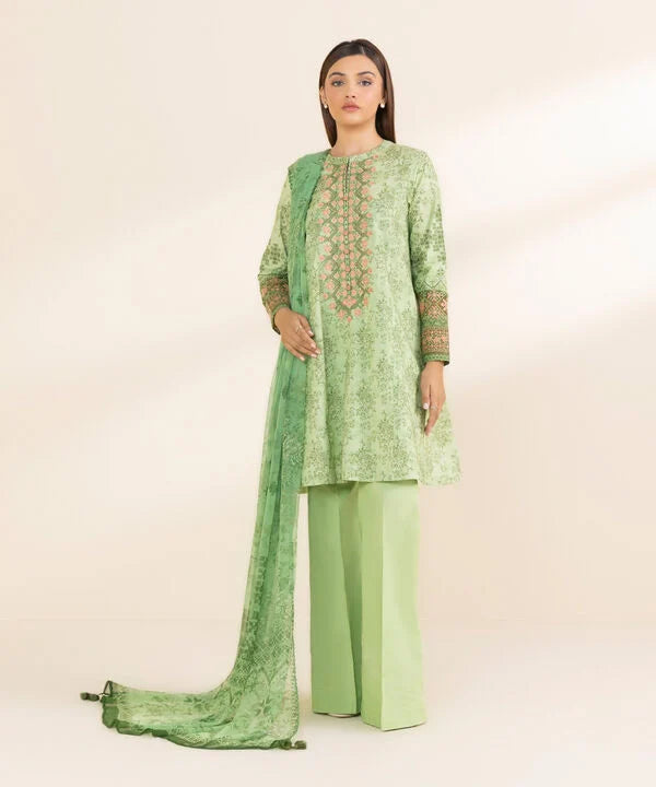3 Piece - Embroidered Lawn Suit