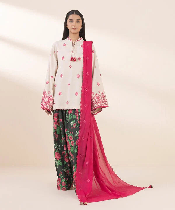 3 Piece - Embroidered Lawn Suit