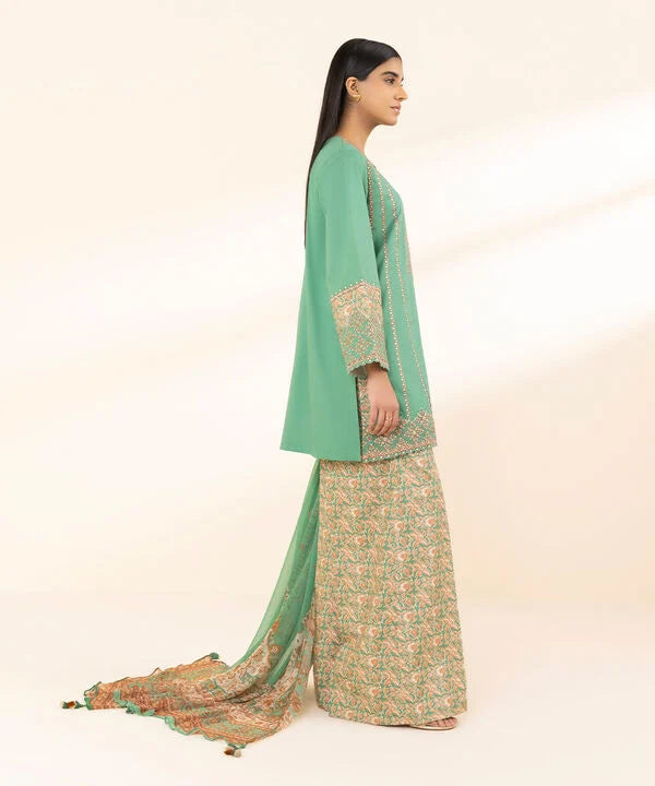 3 Piece - Embroidered Lawn Suit