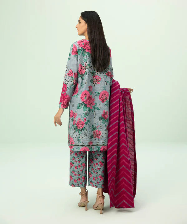 3 Piece - Embroidered Khaddar Suit