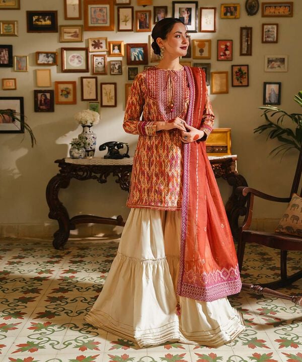 3 Piece - Embroidered Lawn Suit