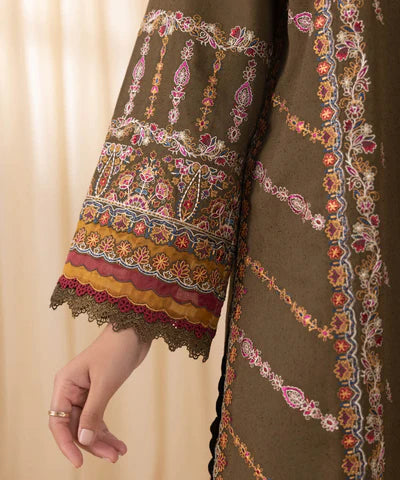 3 Piece - Embroidered Karandi Suit